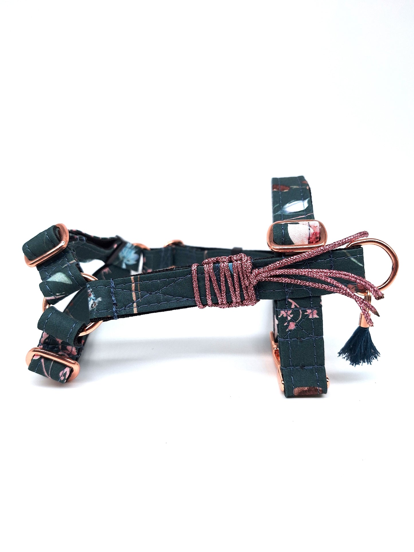Hundegeschirr Alicia | grün mit floralem Muster | Jetzt online kaufen bei Dogs & Lifestyle